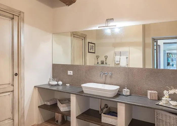 Podere Di Salci 10, Emma